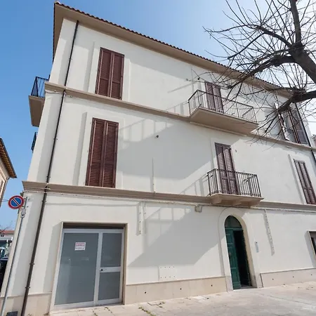 Piazza Verdi-roseto * Roseto Degli Abruzzi